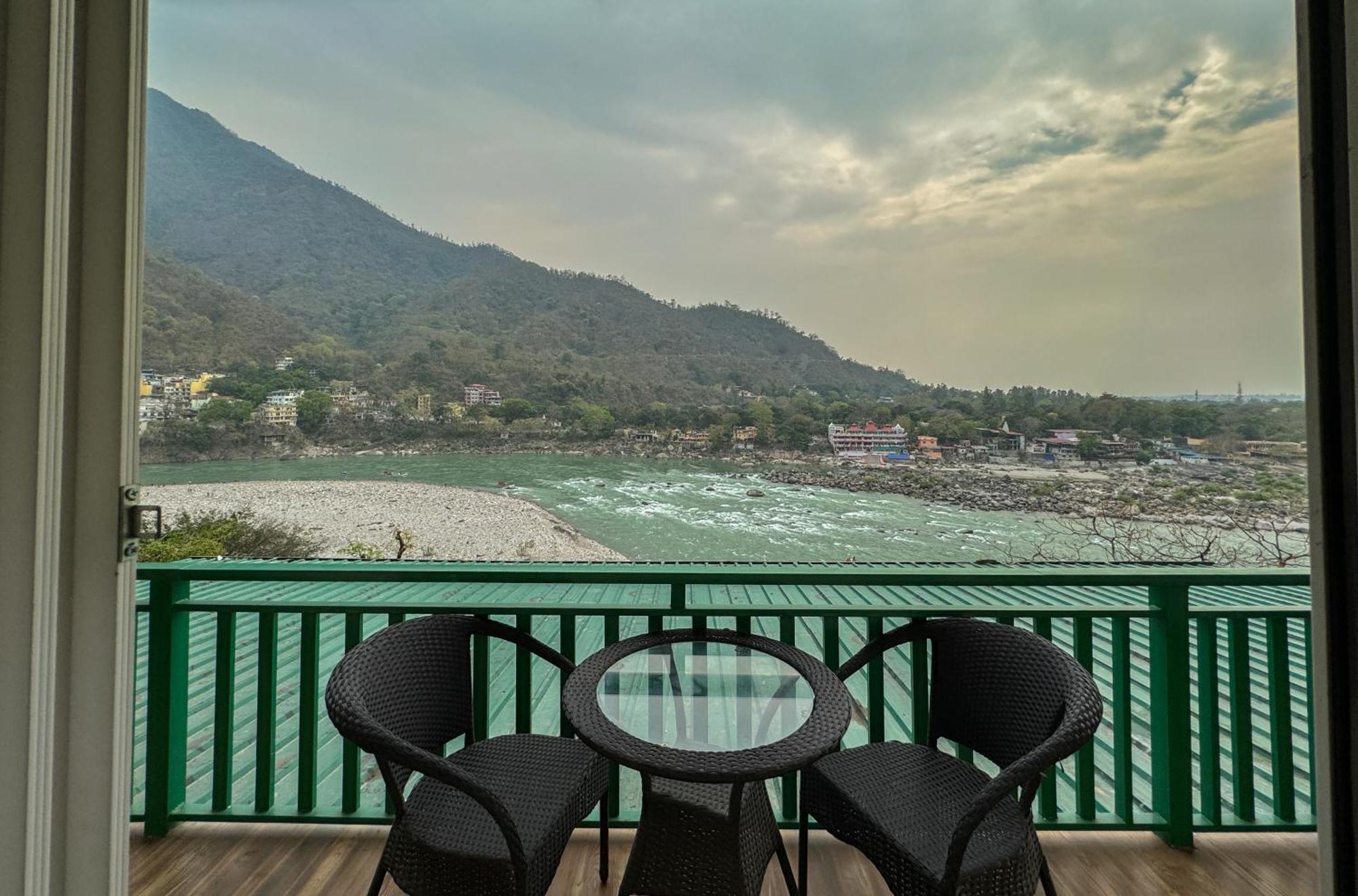 The Leisure Cave On The Ganges Hotell Rishīkesh Exteriör bild