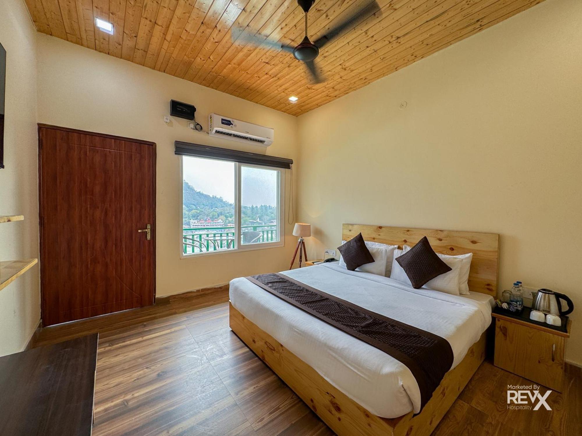 The Leisure Cave On The Ganges Hotell Rishīkesh Exteriör bild