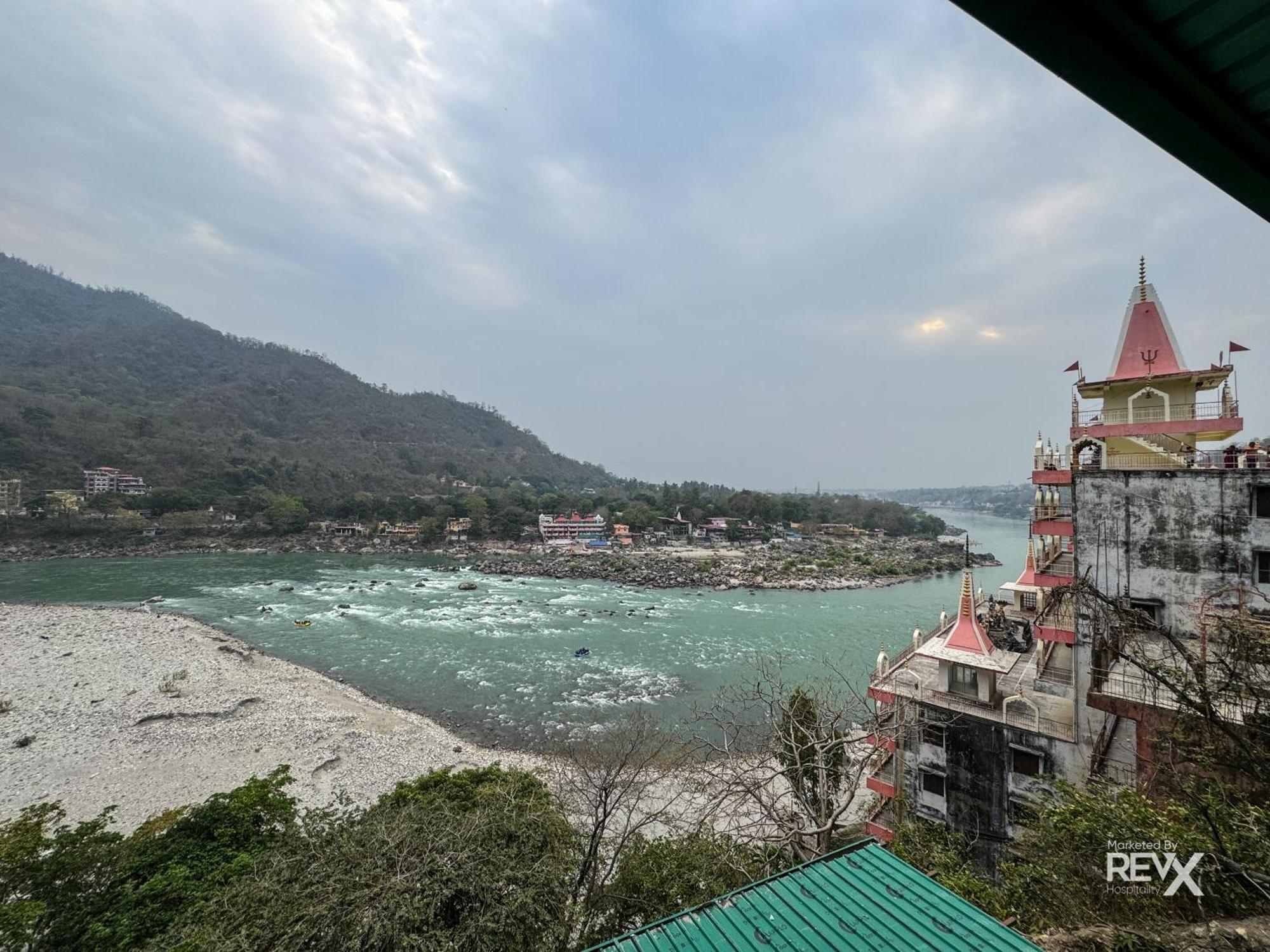 The Leisure Cave On The Ganges Hotell Rishīkesh Exteriör bild
