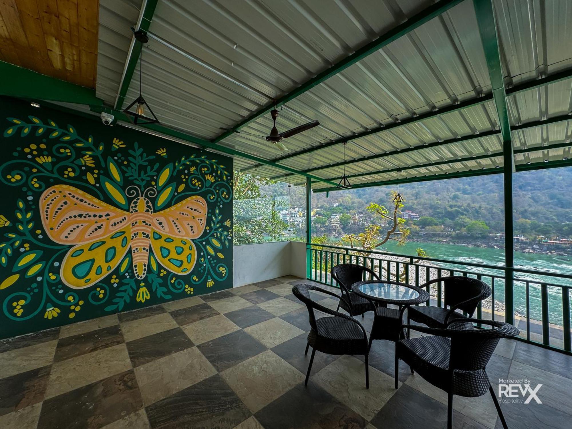 The Leisure Cave On The Ganges Hotell Rishīkesh Exteriör bild
