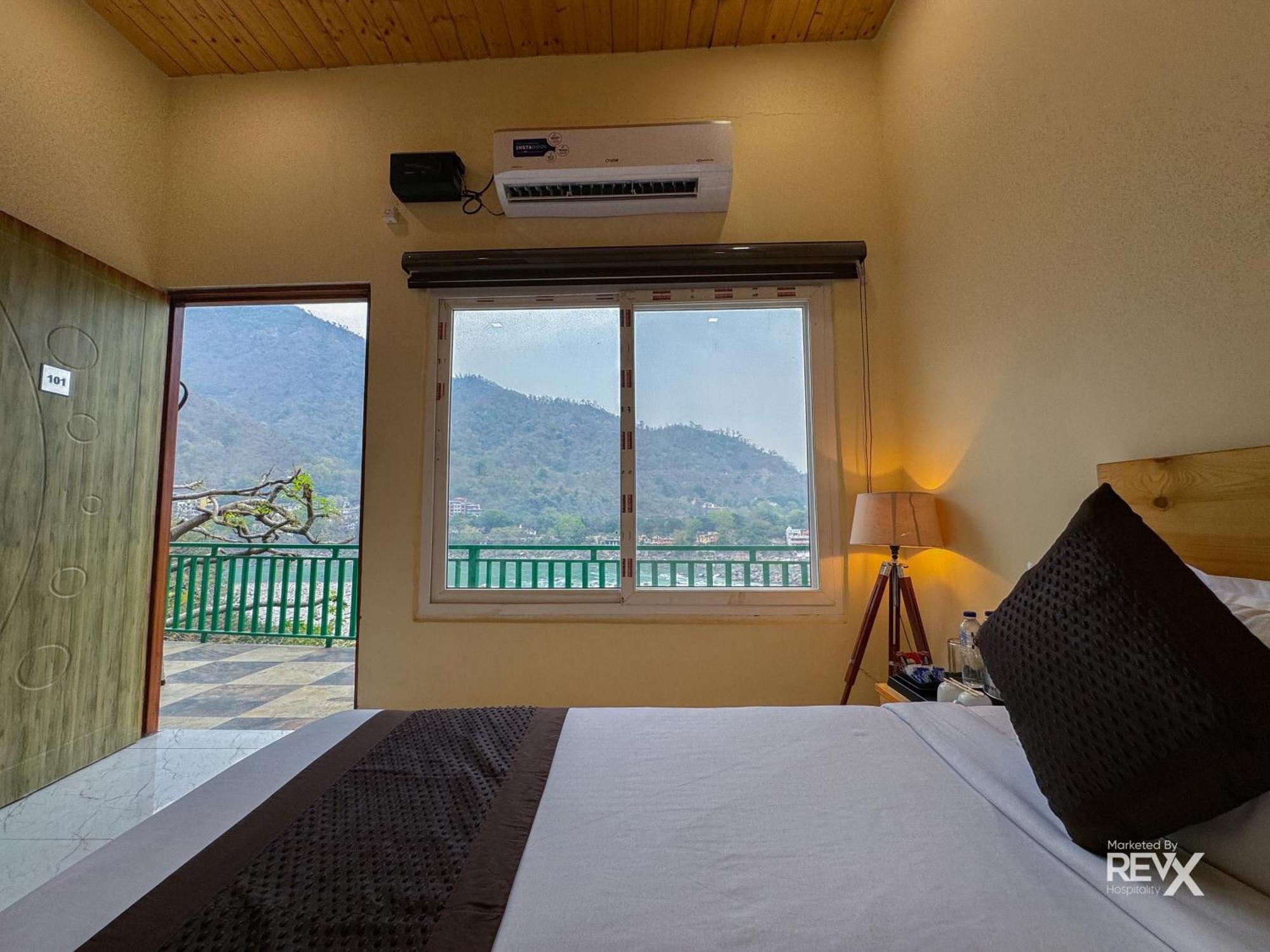 The Leisure Cave On The Ganges Hotell Rishīkesh Exteriör bild