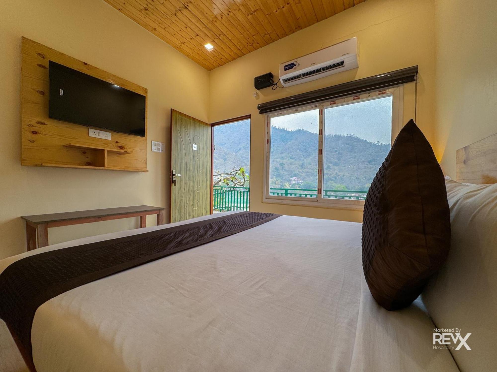 The Leisure Cave On The Ganges Hotell Rishīkesh Exteriör bild