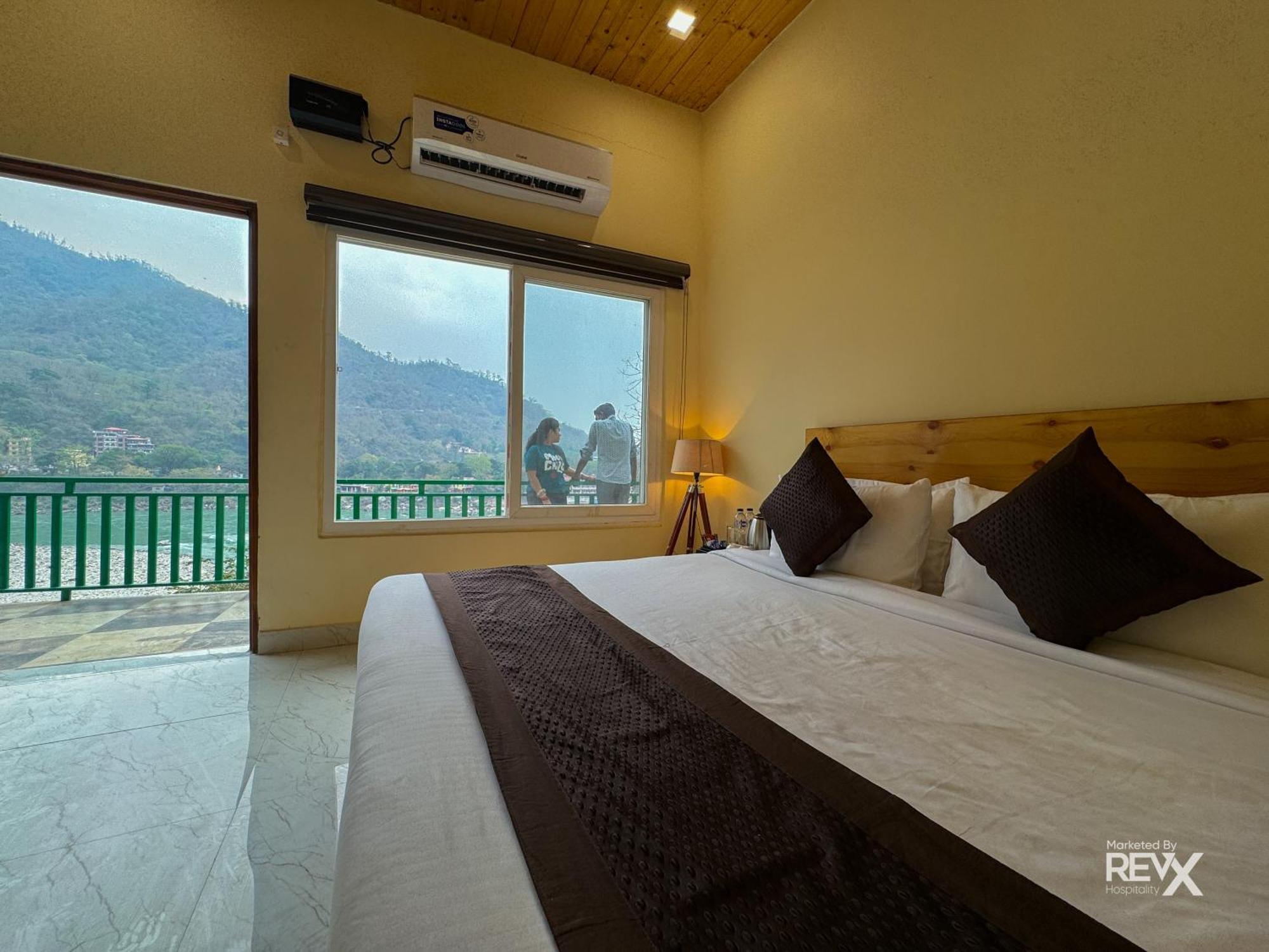 The Leisure Cave On The Ganges Hotell Rishīkesh Exteriör bild