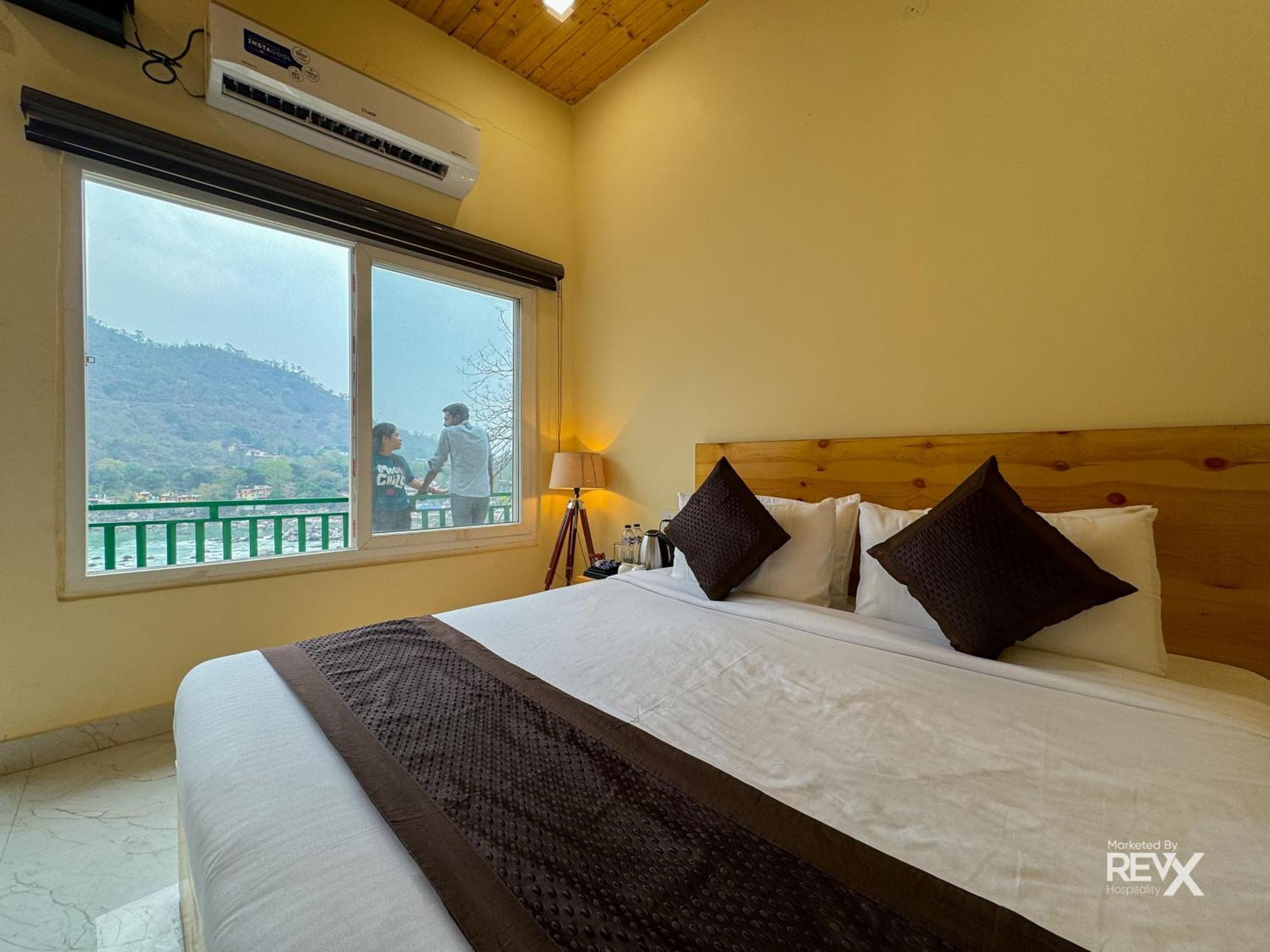 The Leisure Cave On The Ganges Hotell Rishīkesh Exteriör bild