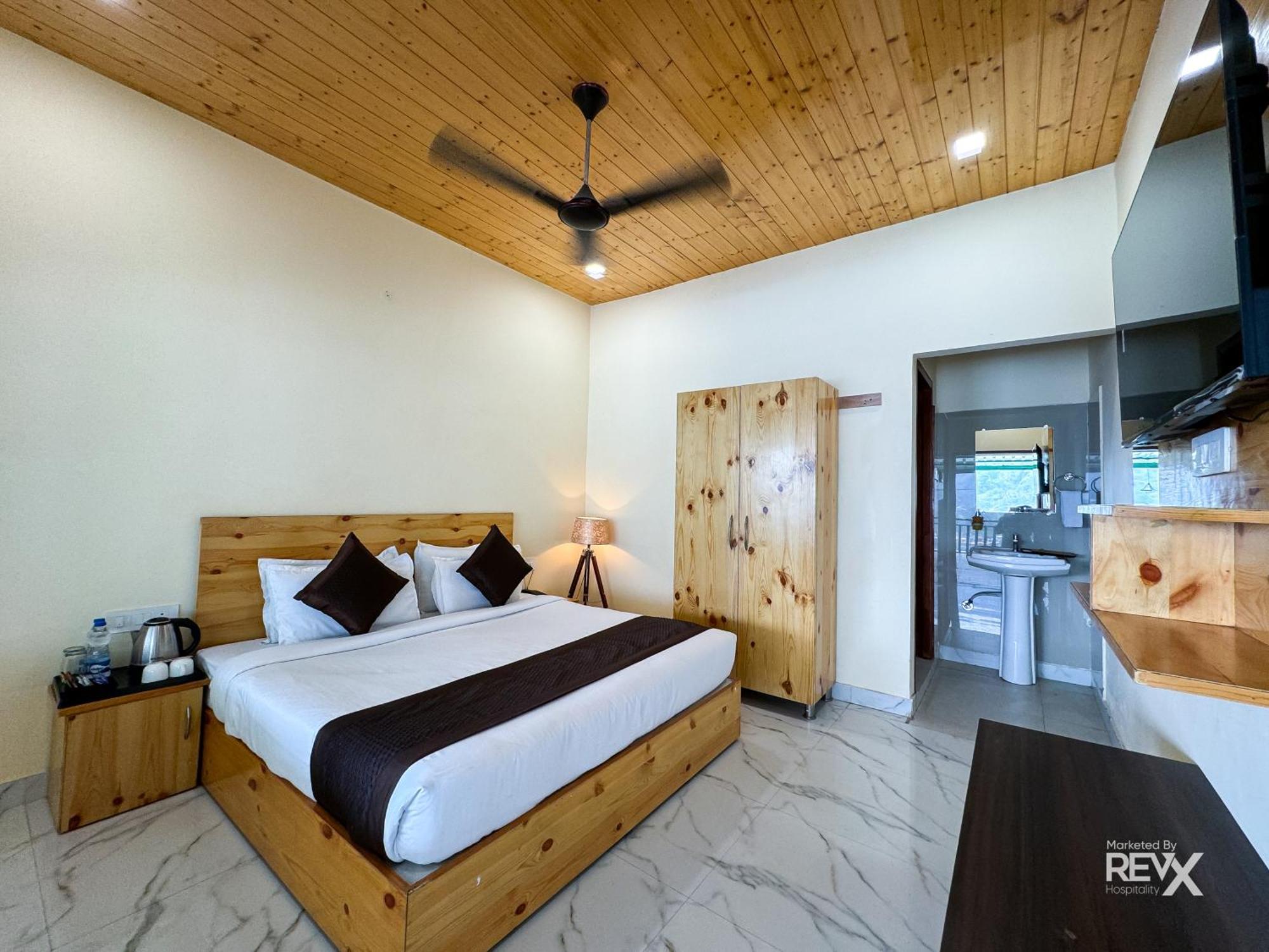 The Leisure Cave On The Ganges Hotell Rishīkesh Exteriör bild