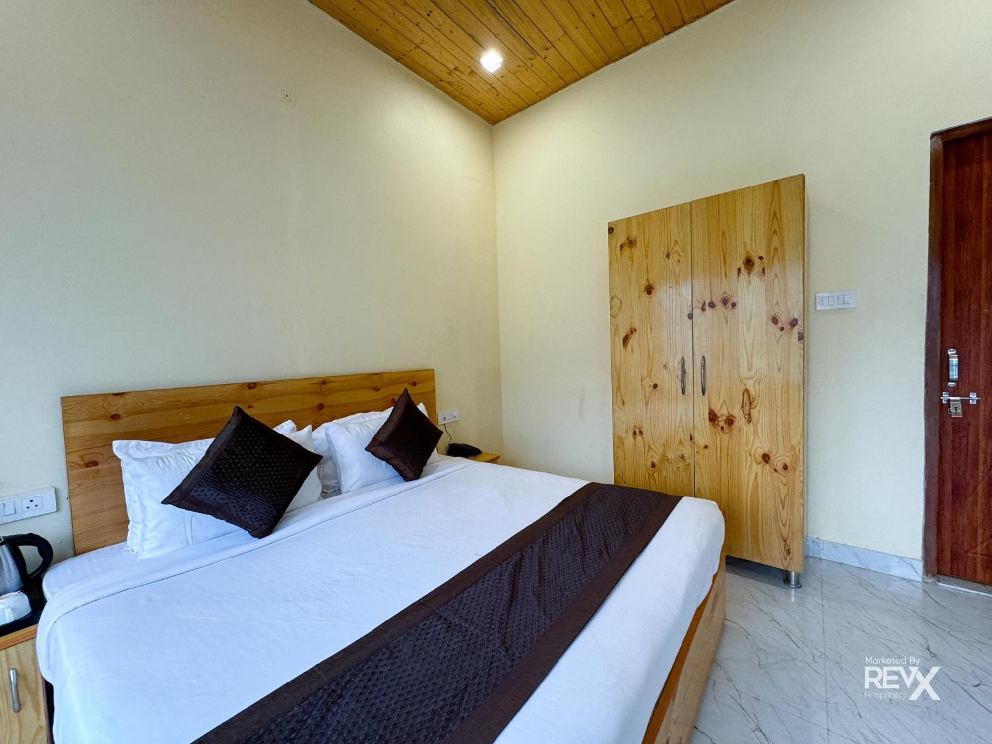 The Leisure Cave On The Ganges Hotell Rishīkesh Exteriör bild